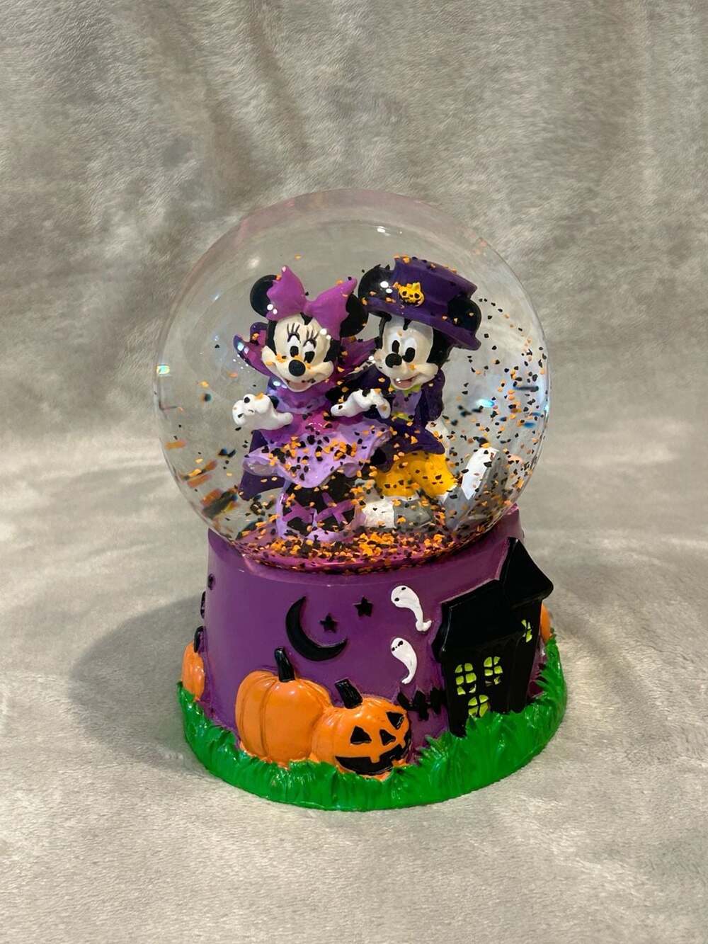 Disney Mickey and Minnie Mouse Halloween Musical Waterglobe